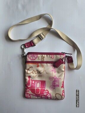 Coach Horse&Carriage Y2K Cream Crossbody with Pink & Orange Print